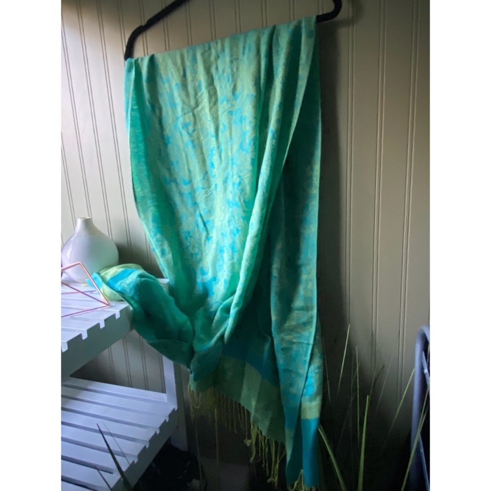 Blue/green luxurious xlarge scarf